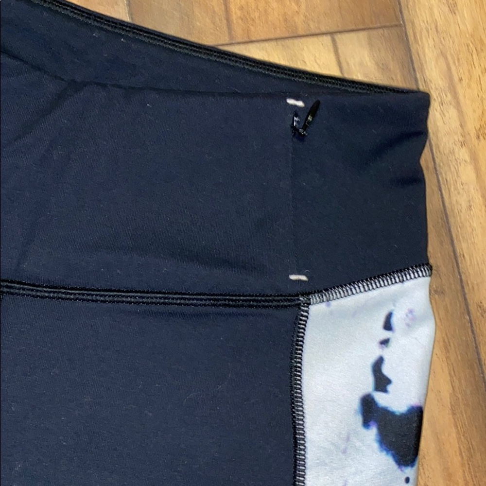 Leggings - Picture 2 of 5
